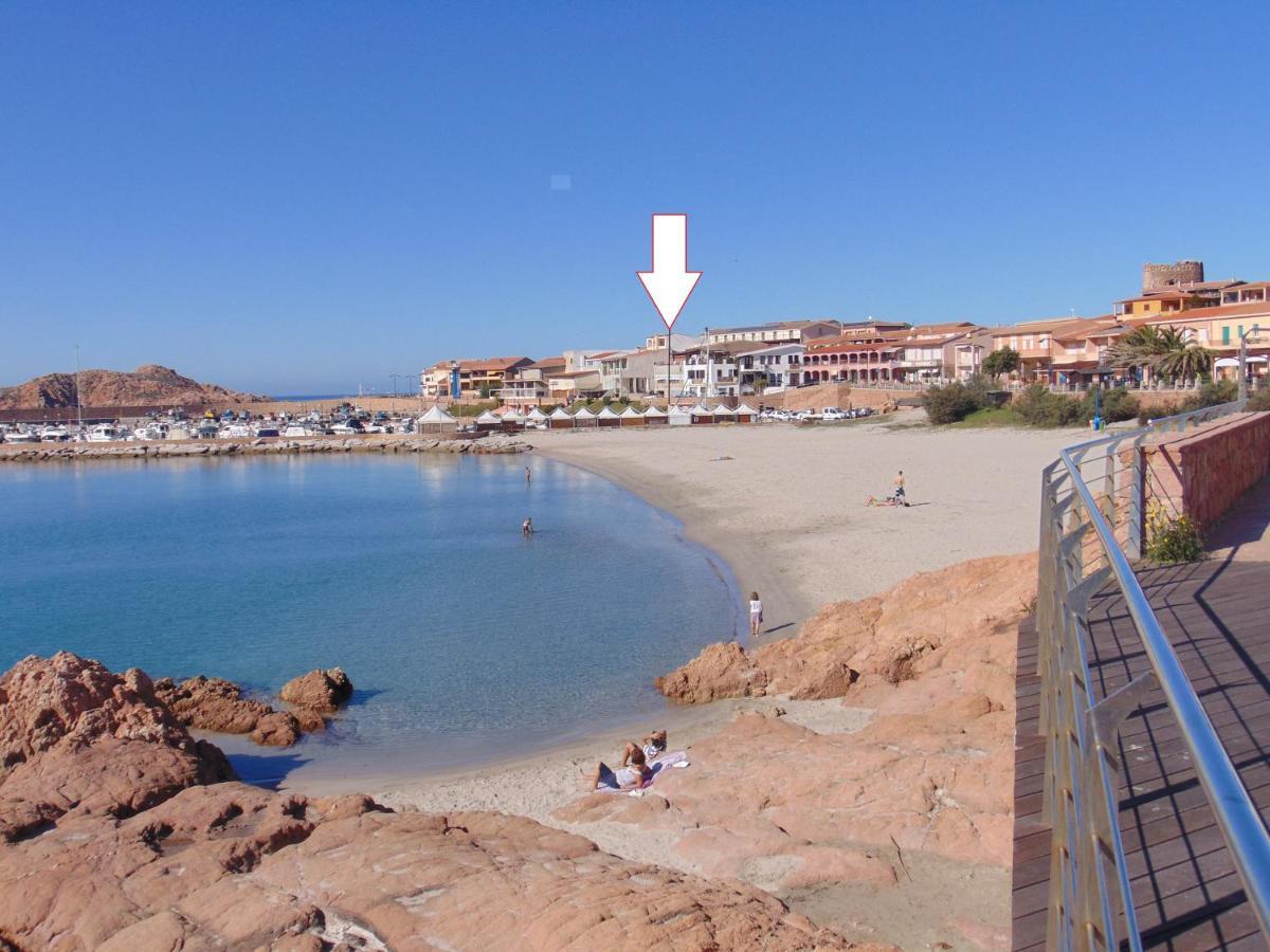 Ferienwohnung Fronte Mare Attico Indipendente Ed Esclusivo Con Terrazza Panoramica Isola Rossa Exterior foto